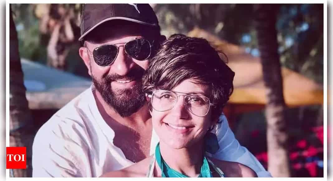 Mandira Bedi remembers husband Raj Kaushal on his birth anniversary: '... it’s been more than 3 years since you left us' - WATCH video | - Times of India