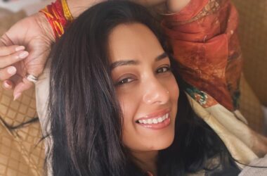 Who Is Rupali Ganguly's "Nap Buddy" On The Sets Of Anupamaa? 29 Who Is Rupali Ganguly's "Nap Buddy" On The Sets Of Anupamaa?
