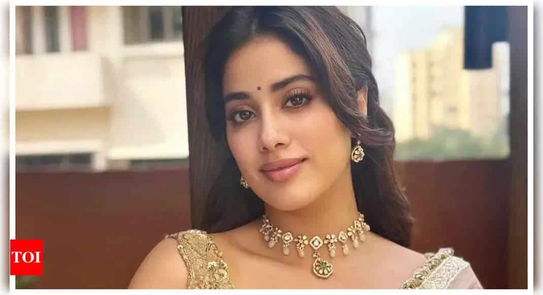 When Janhvi Kapoor decided not to date anyone for two years: 'No one deserves my company' | - Times of India