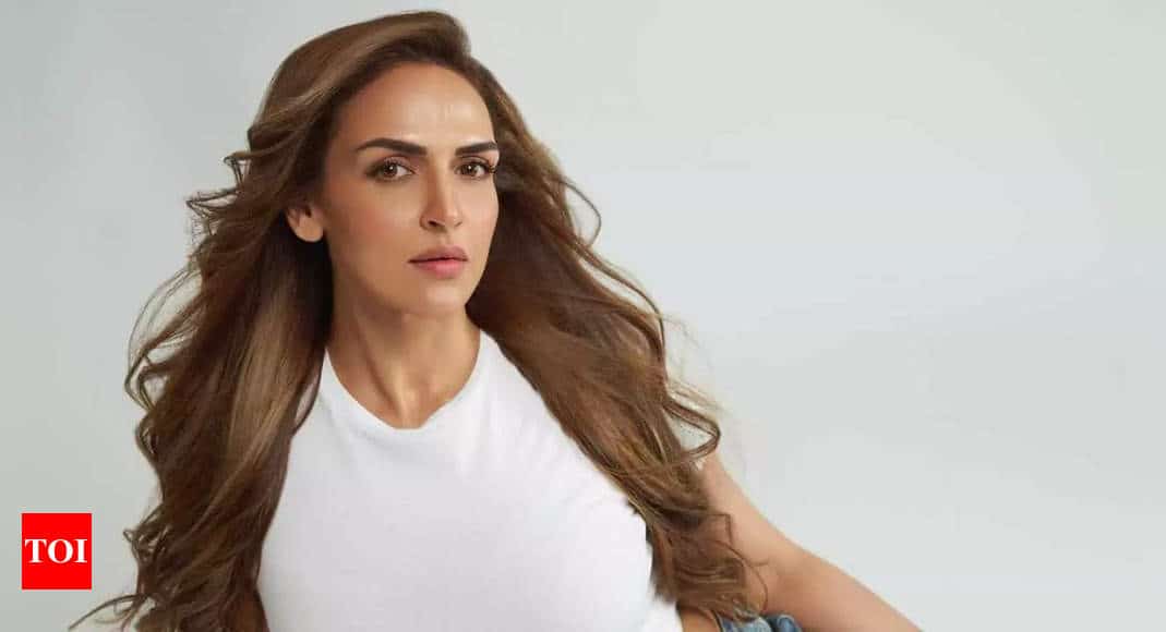 Esha Deol recalls slapping a man who touched her inappropriately at Dus premiere in Pune: 'Men cannot take advantage of being physically stronger' | Hindi Movie News - Times of India 7 Esha Deol recalls slapping a man who touched her inappropriately at Dus premiere in Pune: 'Men cannot take advantage of being physically stronger' | Hindi Movie News - Times of India