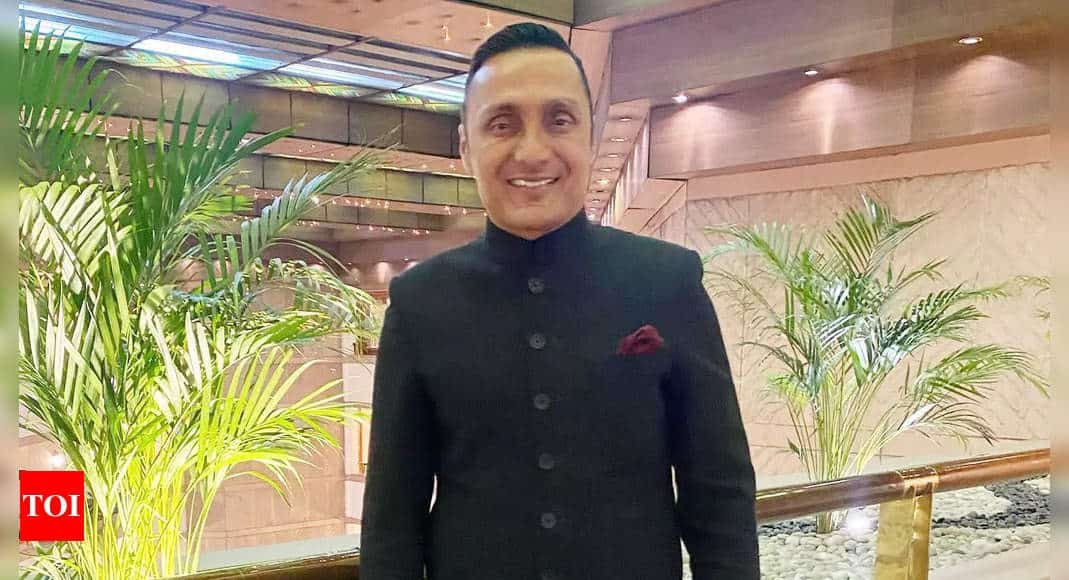 Rahul Bose reveals the reason why he will never get a ‘lead role’ in big-budget films: 'They would cast the stars' | Hindi Movie News - Times of India
