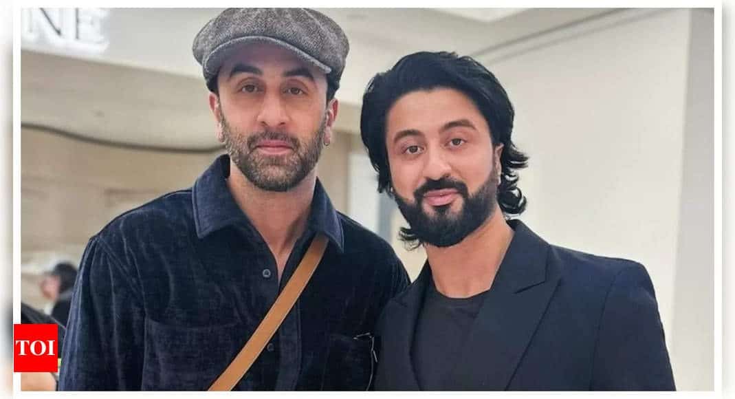 Ranbir Kapoor rocks a salt and pepper look while shopping in Paris ahead of wife Alia Bhatt's ramp walk: Pics | - Times of India