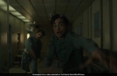 Mickey 17 Trailer: In Which Robert Pattinson Dies (Multiple Times) For A Living 16 Mickey 17 Trailer: In Which Robert Pattinson Dies (Multiple Times) For A Living