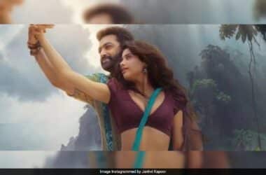 Jr NTR On Filming Devara: "We Shot For 30-35 Days Underwater" 23 Jr NTR On Filming Devara: "We Shot For 30-35 Days Underwater"