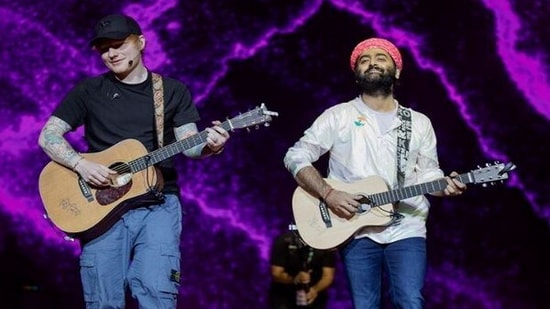 Ed Sheeran and Arijit Singh perform together in London 