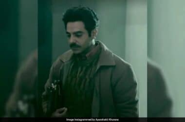 Berlin Review: The Spy Drama Isn't A Run-Of-The-Mill Espionage Drama 17 Berlin Review: The Spy Drama Isn't A Run-Of-The-Mill Espionage Drama