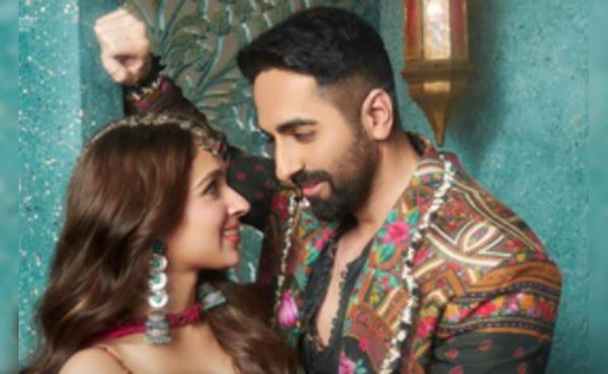 Ayushmann Khurrana And Pashmina Roshan's Song Jachdi Is A Festive Treat To Fans 7 Ayushmann Khurrana And Pashmina Roshan's Song Jachdi Is A Festive Treat To Fans