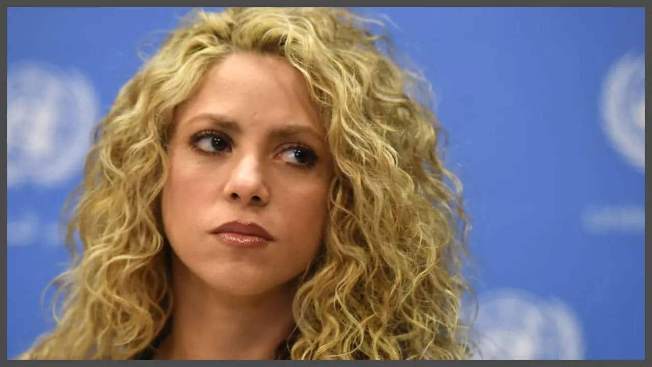 Shakira hastily leaves stage after she notices a fan inappropriately filming up her skirt: 'I see you' | - Times of India