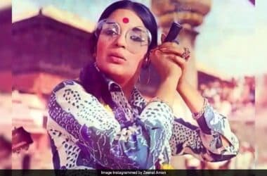 What Happened When Zeenat Aman Took "Long Pulls" From Hippies' Chillum On Hare Rama Hare Krishna Set: "I Was High As A Kite" 16 What Happened When Zeenat Aman Took "Long Pulls" From Hippies' Chillum On Hare Rama Hare Krishna Set: "I Was High As A Kite"