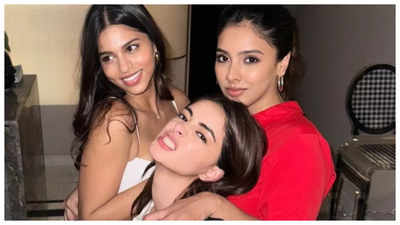 Suhana Khan cheers for BFF Ananya Panday as she shares photo from the screening of 'CTRL' - See inside