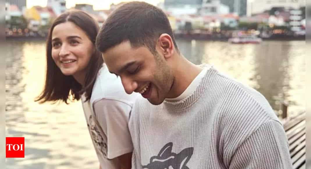 Vedang Raina confesses his mental health got affected while shooting for 'Jigra' co-starring Alia Bhatt: 'I realised it's not going to work like this' - Times of India 7 Vedang Raina confesses his mental health got affected while shooting for 'Jigra' co-starring Alia Bhatt: 'I realised it's not going to work like this' - Times of India