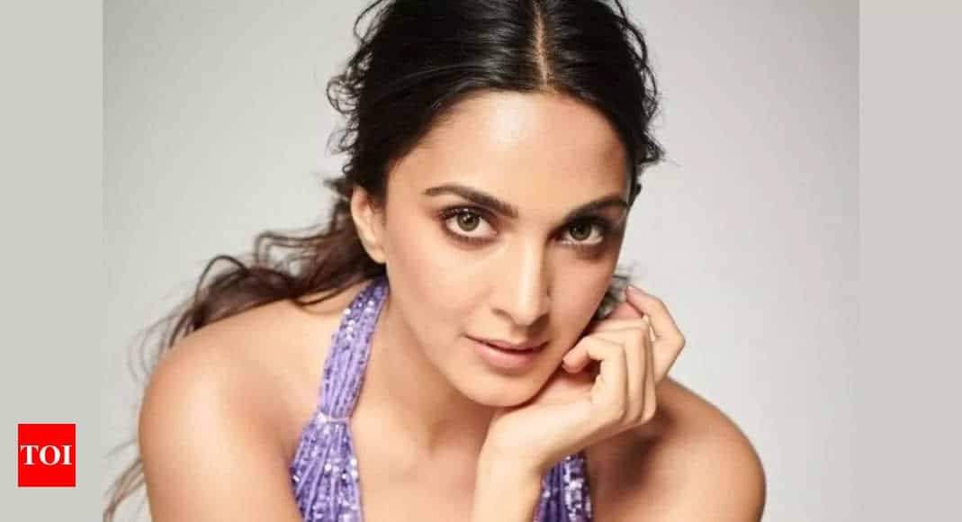 War 2: Kiara Advani dazzles in a beautiful dress as she shares stunning BTS PICS from the sets | Hindi Movie News - Times of India