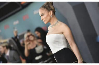 Jennifer Lopez Ready to Debut 'All New J.Lo' Amid Divorce: Report 14 Jennifer Lopez Ready to Debut 'All New J.Lo' Amid Divorce: Report