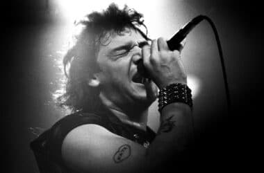 Paul Di'Anno, Iron Maiden Singer on Early Albums, Dead at 66 16 Paul Di'Anno, Iron Maiden Singer on Early Albums, Dead at 66