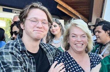 'Sister Wives': Janelle's Son Gabe Told Dad Kody He'd Never 'See Him Again' If He Didn't 'Take Accountability' 11 'Sister Wives': Janelle's Son Gabe Told Dad Kody He'd Never 'See Him Again' If He Didn't 'Take Accountability'