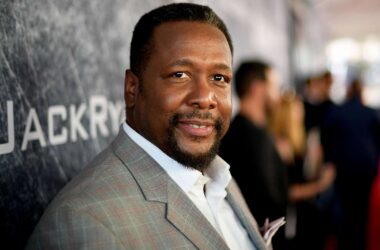 Wendell Pierce Jokes He 'Better Be Asked' to Cameo on Suits: LA Because He's 'Not Getting Anything' from OG Show's Resurgence 14 Wendell Pierce Jokes He 'Better Be Asked' to Cameo on Suits: LA Because He's 'Not Getting Anything' from OG Show's Resurgence