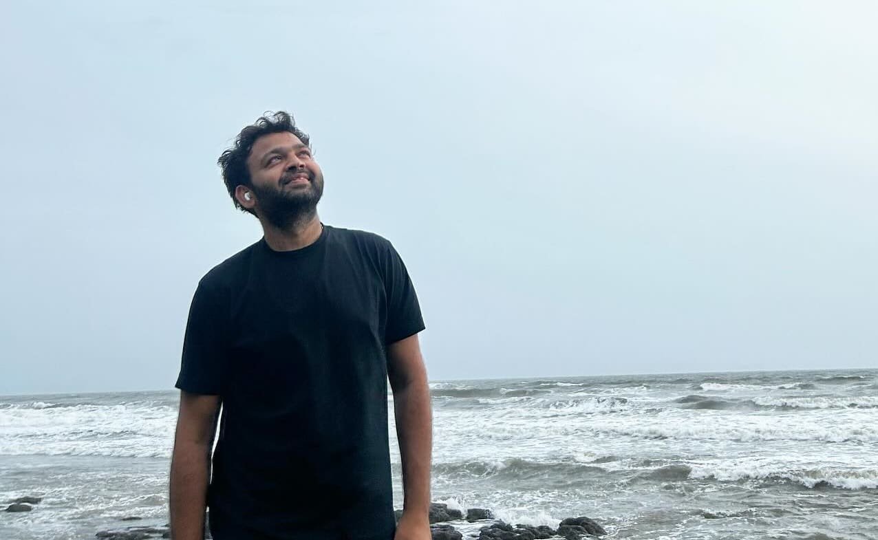 ‘Aaj Bhi’ Lyricist Kaushal Kishore on Vishal Mishra and Upcoming Songs