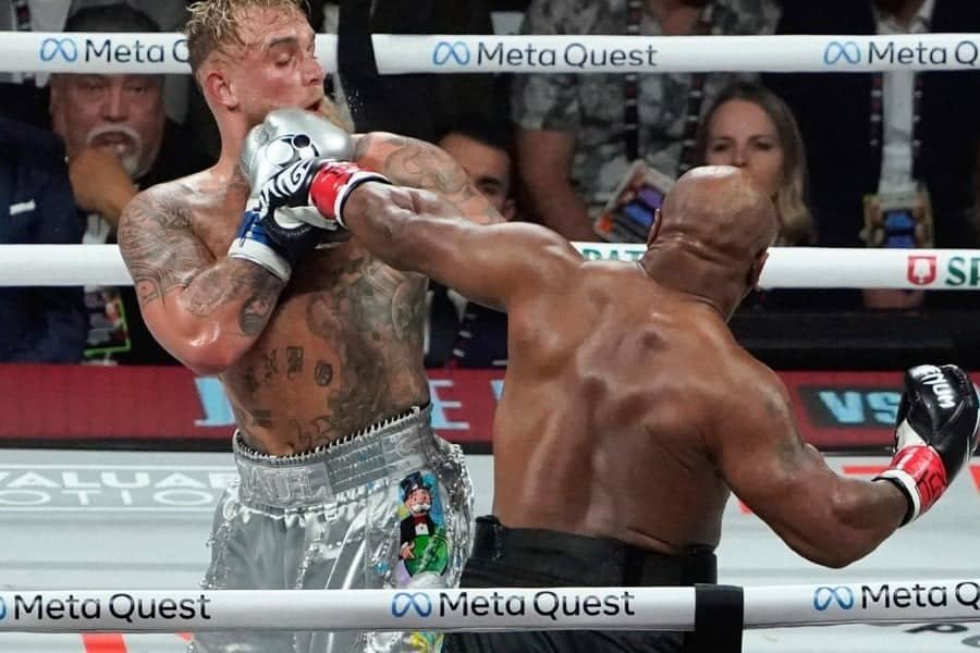 A Great Boxing Fight Took Place Today. It Didn’t Involve Jake Paul and Mike Tyson
