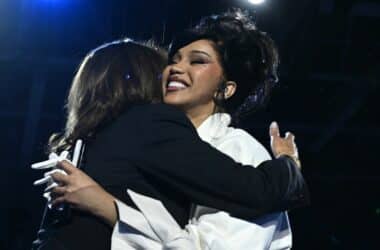 Cardi B Delivers Speech on Women’s Rights, Healthcare, and More at Kamala Harris’ Milwaukee Rally 9 Cardi B Delivers Speech on Women’s Rights, Healthcare, and More at Kamala Harris’ Milwaukee Rally