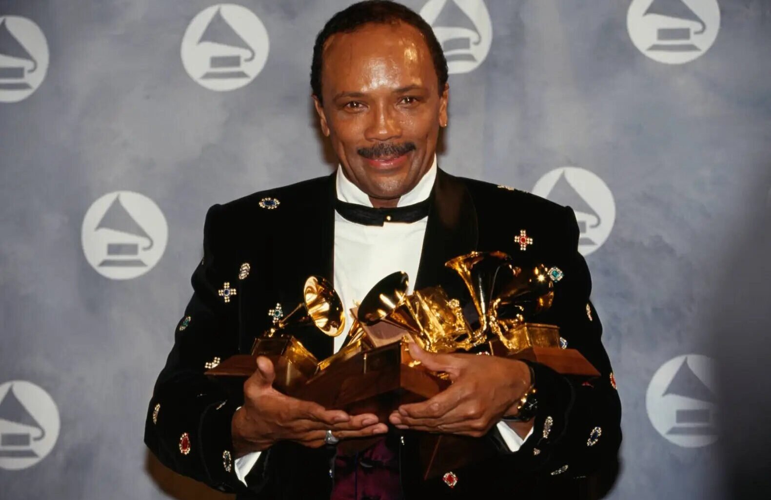 Quincy Jones, Peerless Music Producer Behind ‘Thriller,’ Dead at 91