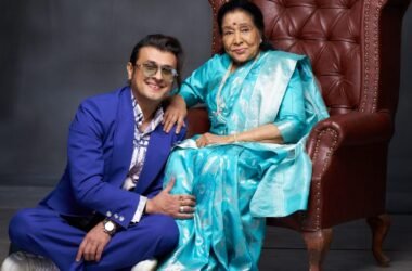 Asha Bhosle and Sonu Nigam to Perform in Dubai This December