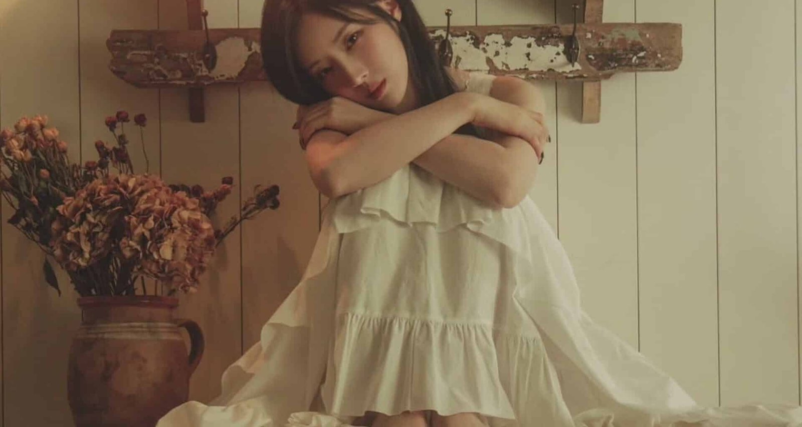 HaSeul Explores Isolation in Her New Single ‘Fragile Eyes’