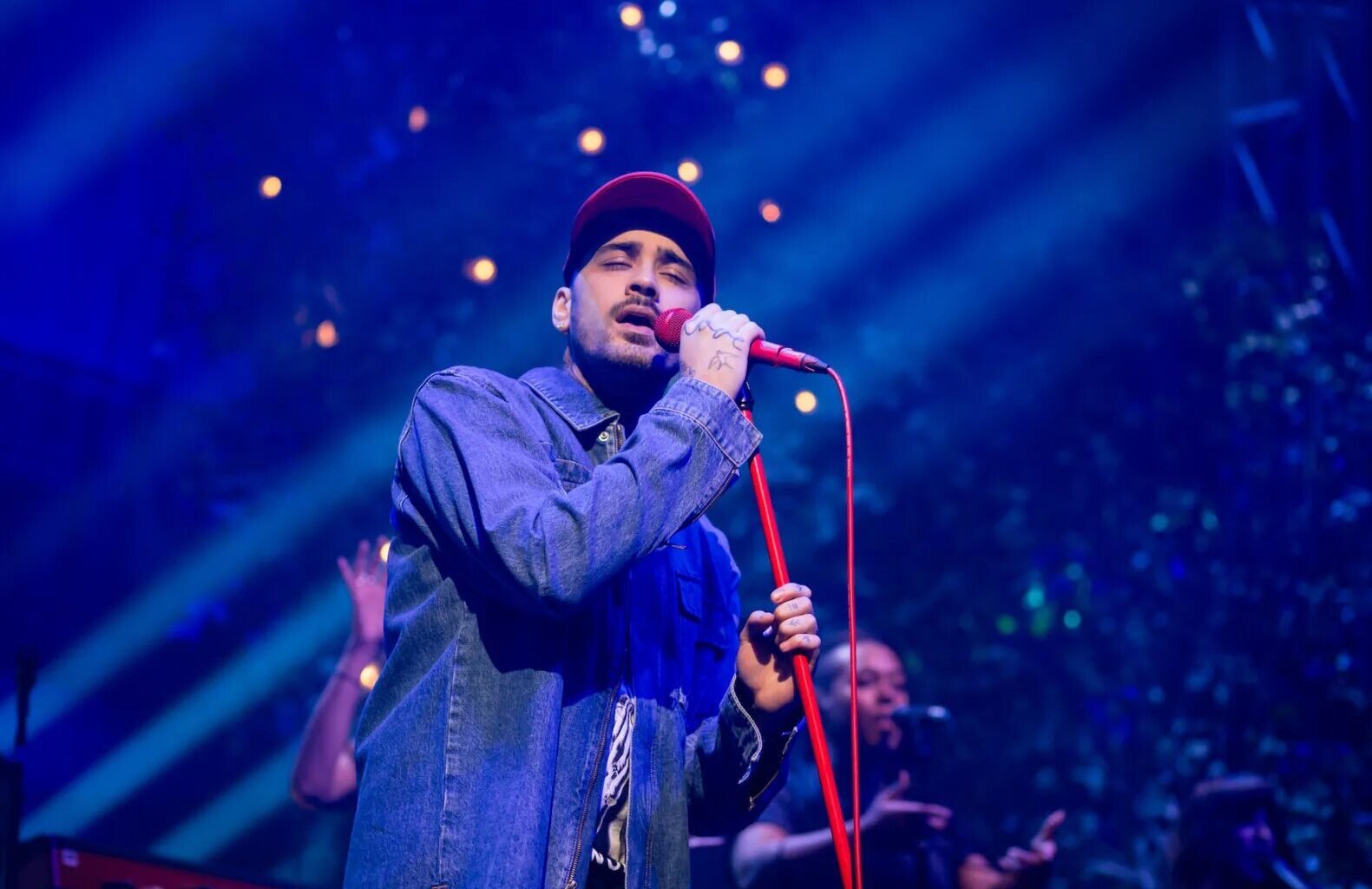 Zayn Malik Honors Liam Payne While Performing in His Hometown: ‘Hope You’re Seeing This’