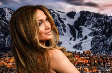 Jennifer Lopez Draws Raves for Bikini Photos With Cowboy Hat 18 jennifer lopez
