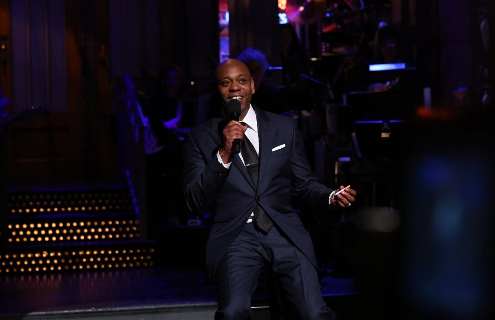 Dave Chappelle Says ‘SNL’ Barred Him From Talking Gaza, Transgender People in Opening Monologue