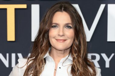 Drew Barrymore Shares Reason She and Luke Wilson Were ‘Detained’ Before a Concert 12 Drew Barrymore Shares Reason She and Luke Wilson Were ‘Detained’ Before a Concert