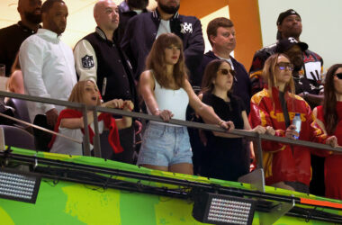 Taylor Swift Booed at Super Bowl (and Other Surprises) 8 Taylor Swift Booed at Super Bowl (and Other Surprises)