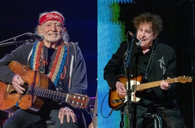 Willie Nelson, Bob Dylan Announce 2025 Outlaw Music Festival Summer Tour 14 Willie Nelson, Bob Dylan Announce 2025 Outlaw Music Festival Summer Tour