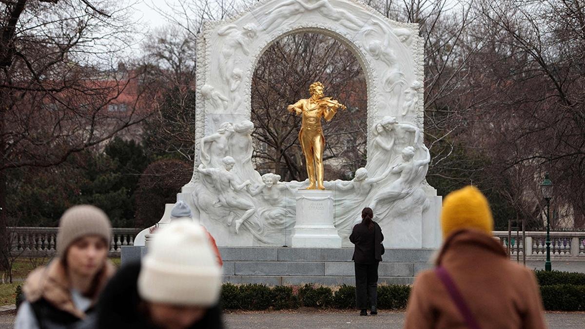 Austria celebrates 200 years of musical legacy of ‘waltz king’ Johann Strauss II