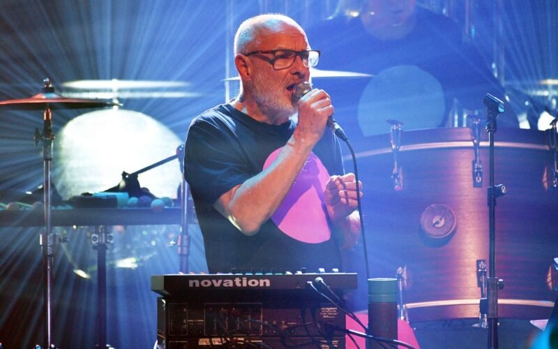 Brian Eno Releases Surprise New Apple Music-Only Album ‘Aurum’