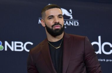 Drake’s label moves to dismiss lawsuit over ‘Not Like Us’, says rapper is trying to “save face” 19 Drake’s label moves to dismiss lawsuit over ‘Not Like Us’, says rapper is trying to “save face”