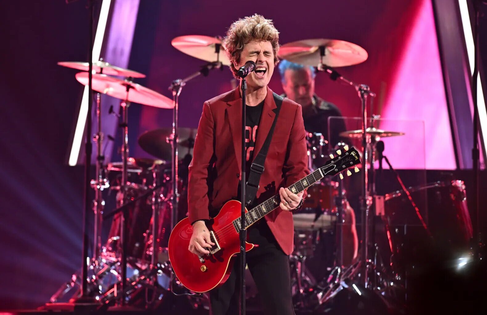 Green Day Alter ‘Jesus of Suburbia’ Lyrics in Australia to Blast Vice President JD Vance 6 Green Day Alter ‘Jesus of Suburbia’ Lyrics in Australia to Blast Vice President JD Vance