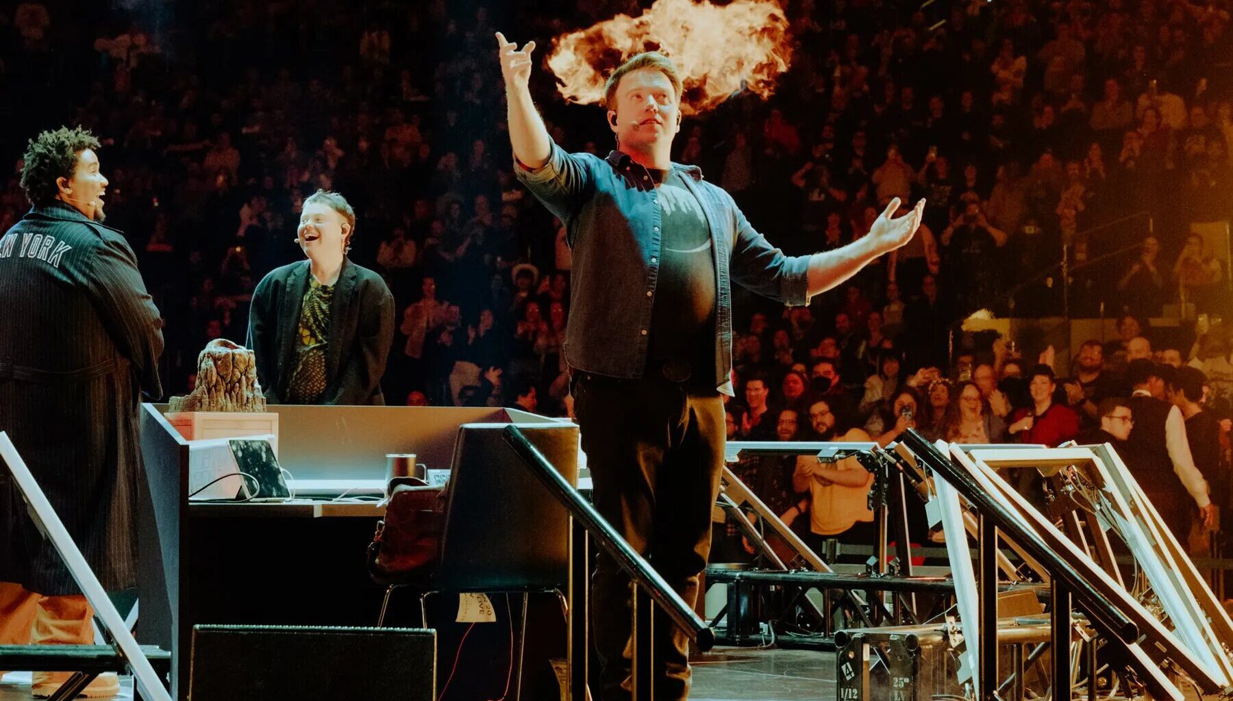 Inside the Biggest Live Game of ‘Dungeons & Dragons’ Ever Played 8 Inside the Biggest Live Game of ‘Dungeons & Dragons’ Ever Played