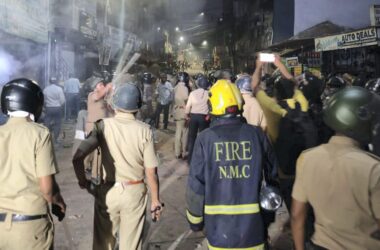 Nagpur violence: Curfew imposed amid Aurangzeb row, several detained; essential services remain unaffected - Key updates | Today News 14 Nagpur violence: Curfew imposed amid Aurangzeb row, several detained; essential services remain unaffected - Key updates | Today News