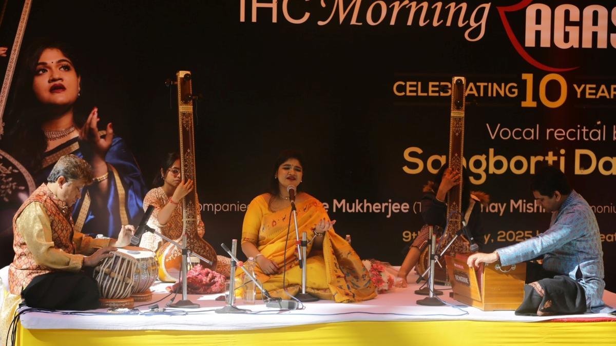 Singer Sangborti Das impresses audience at her debut Delhi performance