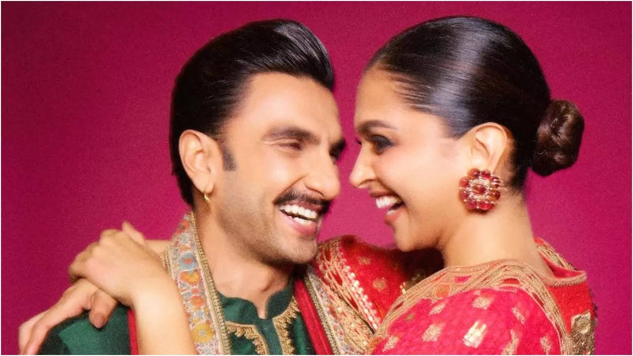 Times when Ranveer Singh praised Deepika Padukone in public