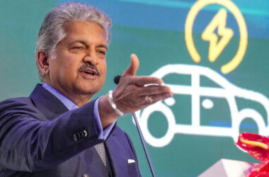 Trending News Today Live Updates: 14-year-old Indian human calculator Aaryan Shukla who broke world record leaves Anand Mahindra ‘dazed & bewildered’ 16 Trending News Today Live Updates: 14-year-old Indian human calculator Aaryan Shukla who broke world record leaves Anand Mahindra ‘dazed & bewildered’