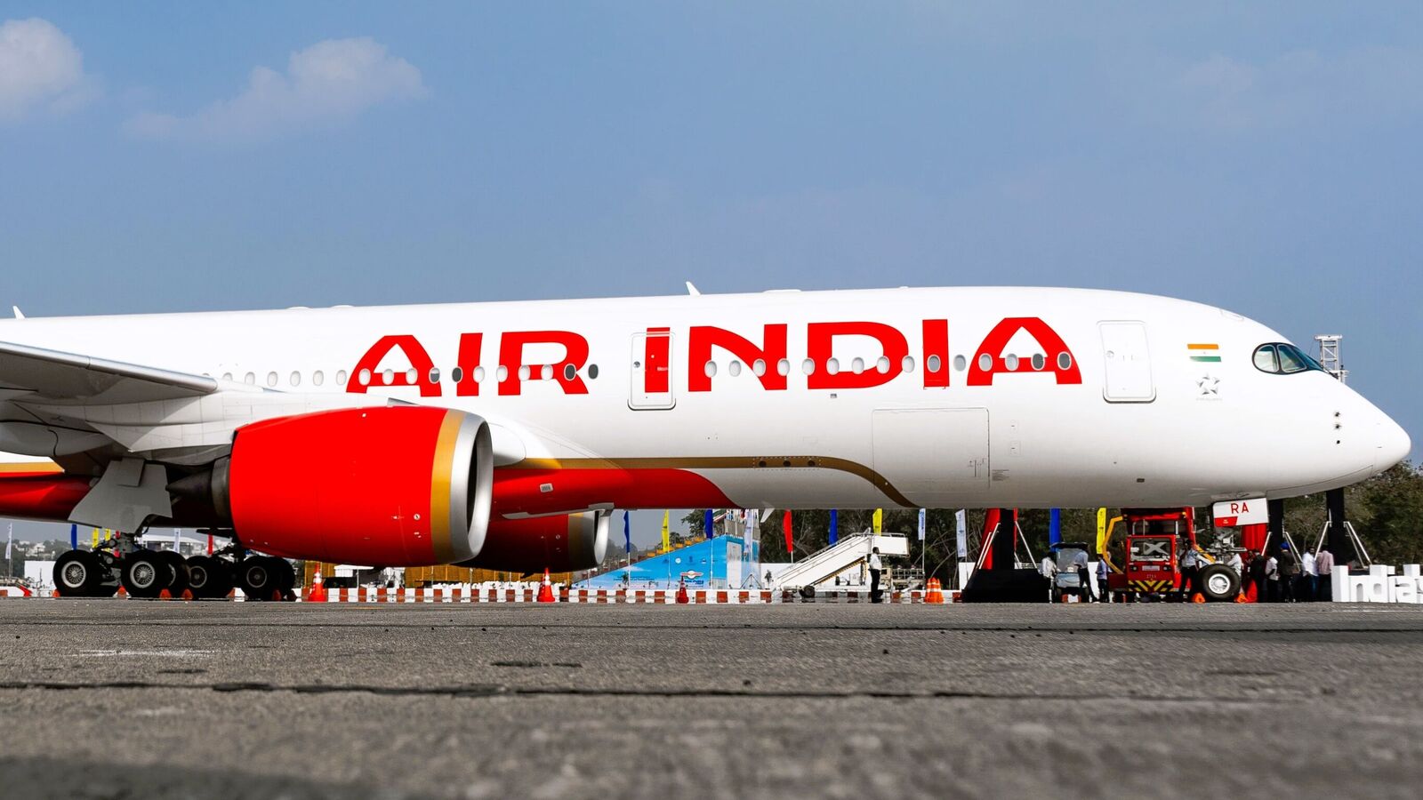 Air India announces two additional flights from Srinagar to Delhi, Mumbai on April 23 amid Pahalgam terror attack | Today News 8 menu