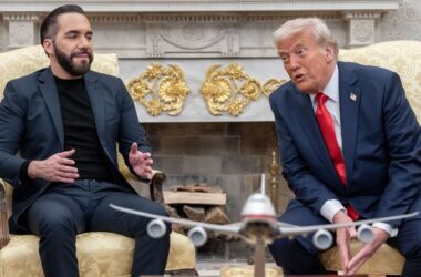 Donald Trump suggests deporting US-born criminals to El Salvador, tells Prez Nayib Bukele to ‘build five more prisons’ | Today News 15 menu