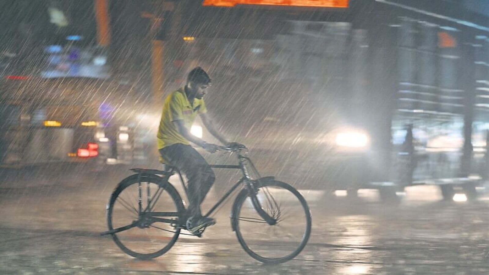 IMD issues heatwave alert for Rajasthan; rainy reprieve for Delhi-NCR, Himachal, J-K brace for thunderstorm | Today News 6 IMD issues heatwave alert for Rajasthan; rainy reprieve for Delhi-NCR, Himachal, J-K brace for thunderstorm | Today News