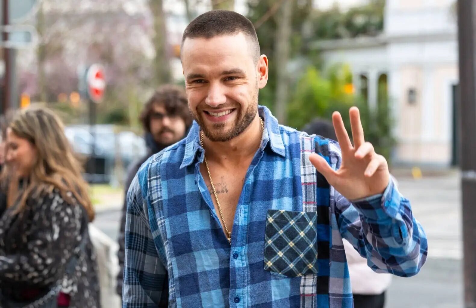 Liam Payne’s Sister Pens Tribute 6 Months After Singer’s Death: ‘Living Without You Is Impossible’