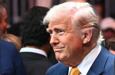 New poll shock for Donald Trump: Majority of Americans say US President is failing on economy and inflation | Today News 4 menu