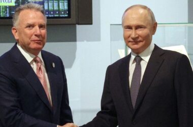 Putin meets Donald Trump’s envoy Steve Witkoff for high-stakes Ukraine peace talks | Today News 14 Putin meets Donald Trump’s envoy Steve Witkoff for high-stakes Ukraine peace talks | Today News