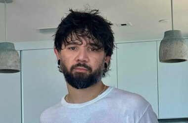 Skrillex Cranks Everything All the Way Up 18 Skrillex Cranks Everything All the Way Up