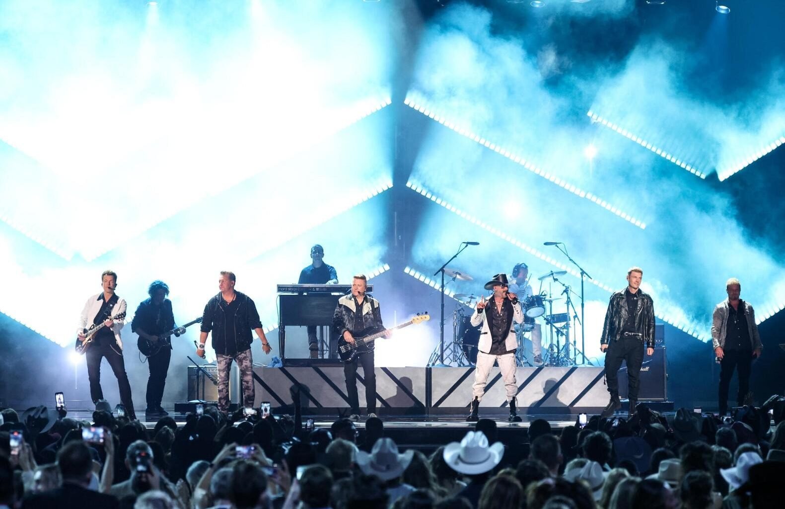 Backstreet Boys, Rascal Flatts Close Out 2025 ACM Awards with Medley