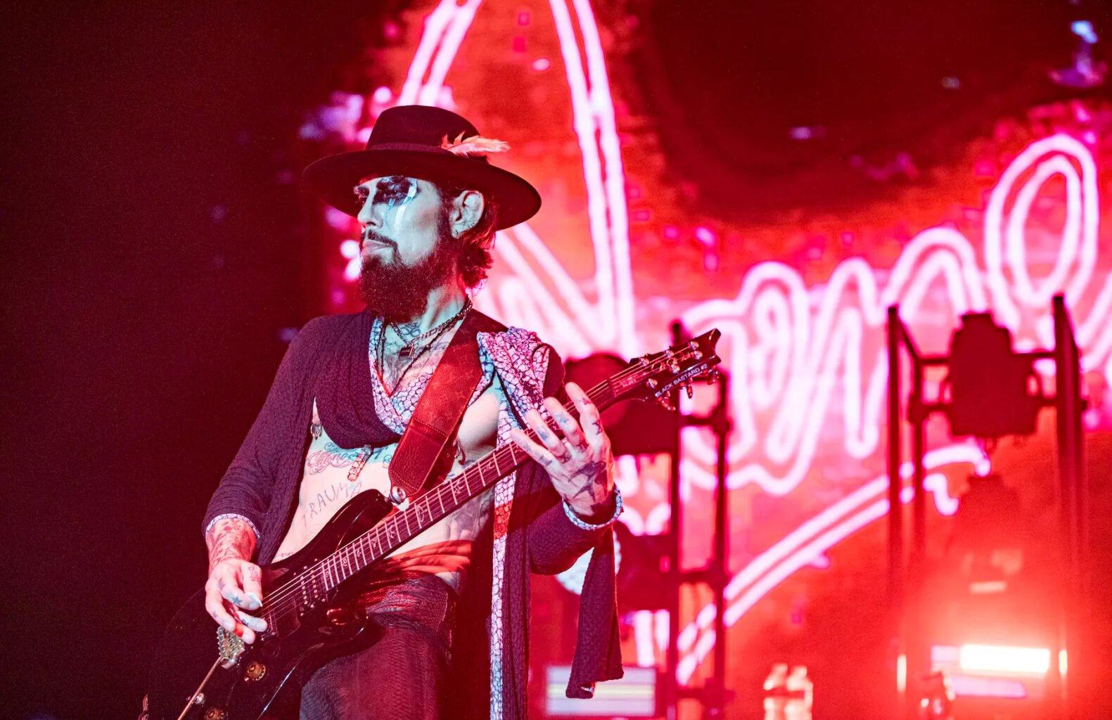 Dave Navarro Says ‘No Chance’ Jane’s Addiction Reunite After Onstage Fight